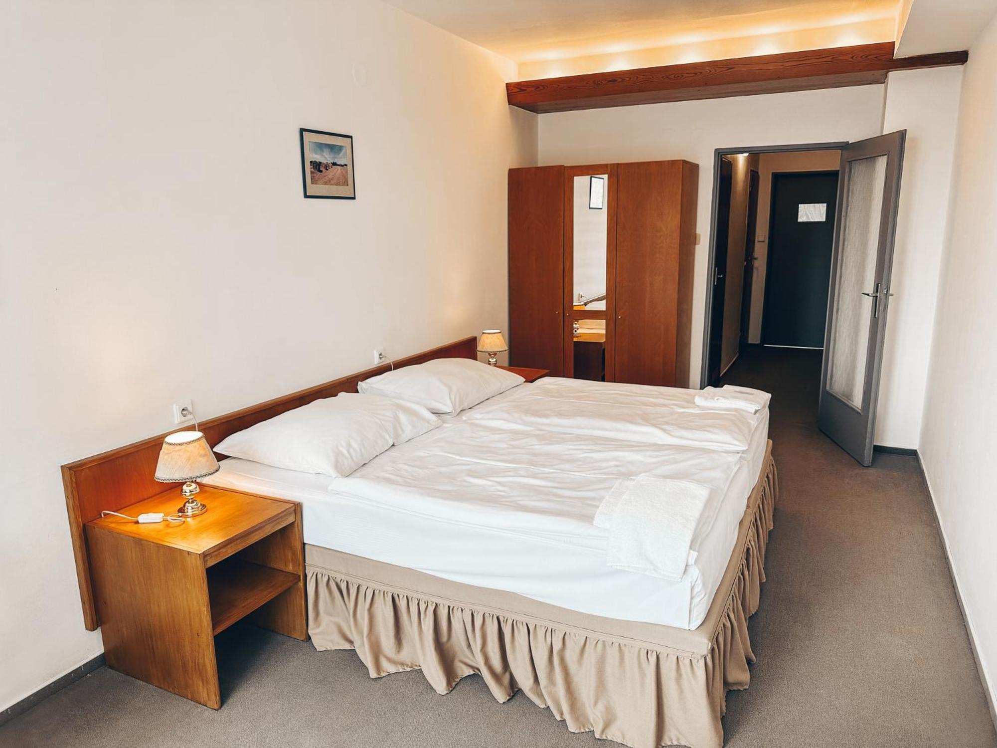 Hotel Medlov Нове-Место-на-Мораве Экстерьер фото